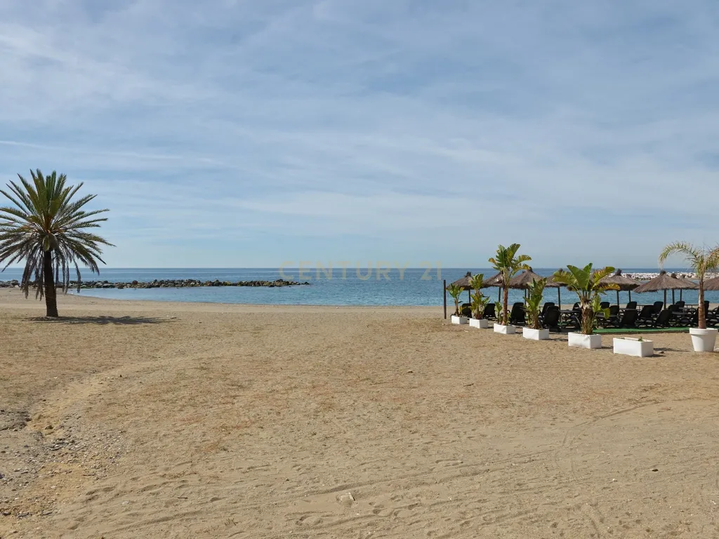 Moradias de luxo com vistas deslumbrantes para o reservatório em Almazara Boutique Residences - Image 17